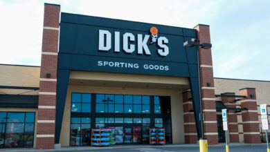 Dick's Sporting Goods